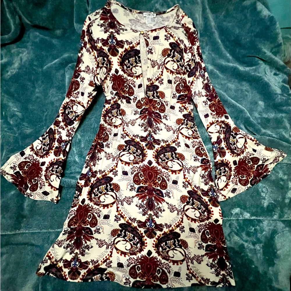 Cute fall bohemian knee length dress. Never been worn